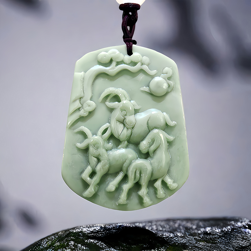 Vintage Necklace - Grüne natürliche echte Jade Schaf Anhänger