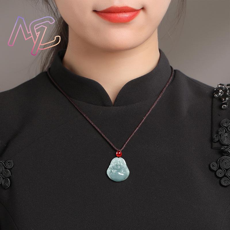 Myanmar Jadeit Guanyin Buddha  – Vintage Necklace Bewertung und Preis