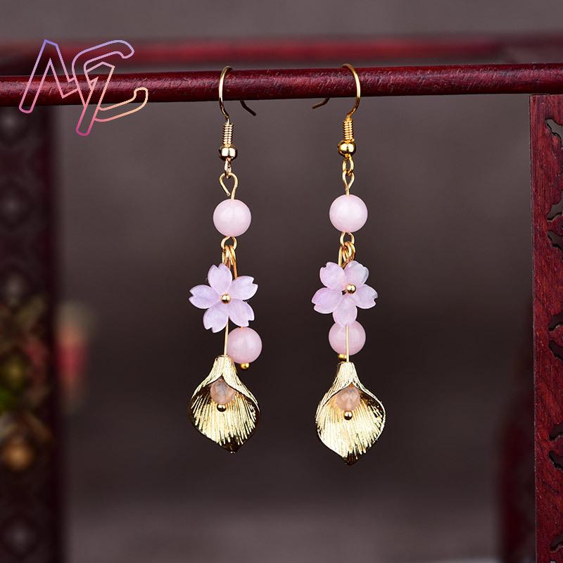 Rosa natürliche Jade-Blumen-Oh – Vintage Collectible Item Bewertung und Preis