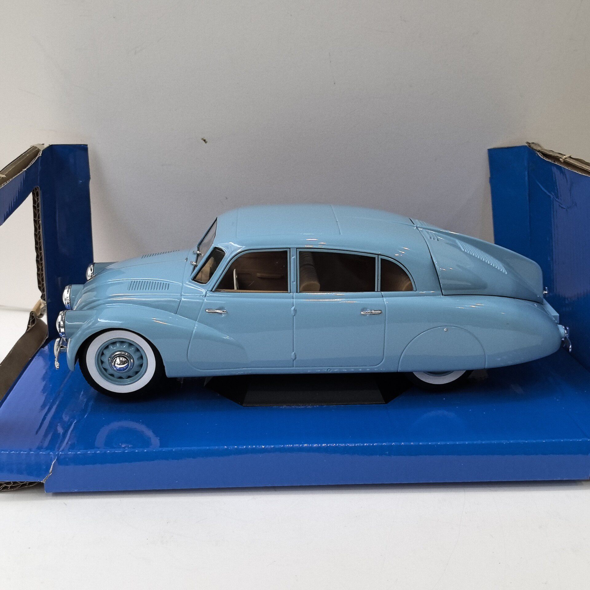 MCG Diecast 1/18 Maßstab TATRA – Vintage Collectibles Toys Bewertung und Preis